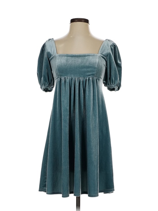 Vylette Dresses & Skirts - Teal Velvet Puff Sleeve Square Neck Dress
